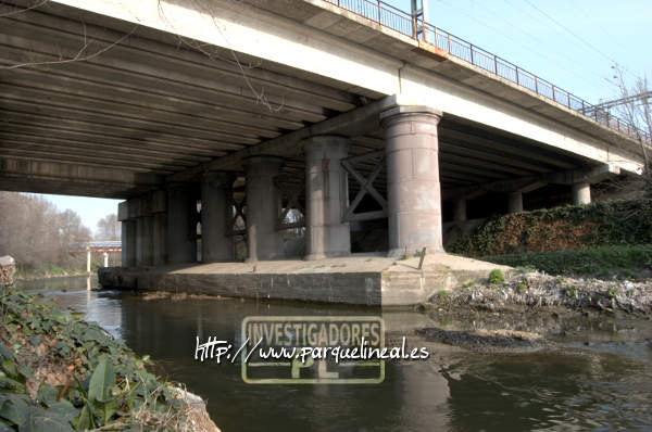 puente del tren de aranjuez sobre el río manzanares